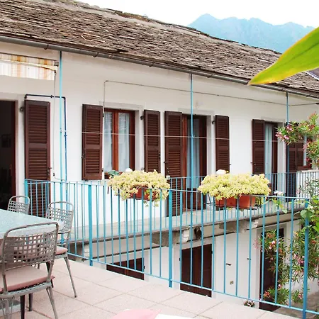 La Corte Delle Rondini Apartamento *